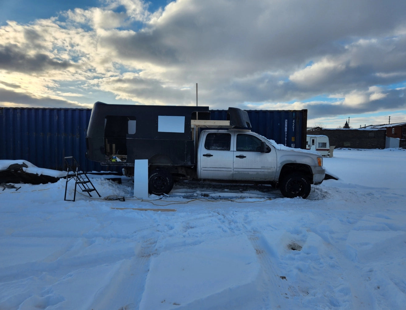 My build is based on a 2008 GMC 2500 Crew Cab pickup